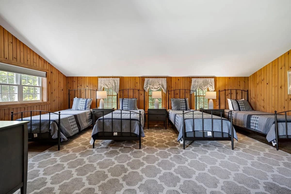 Sail Loft - Image 24