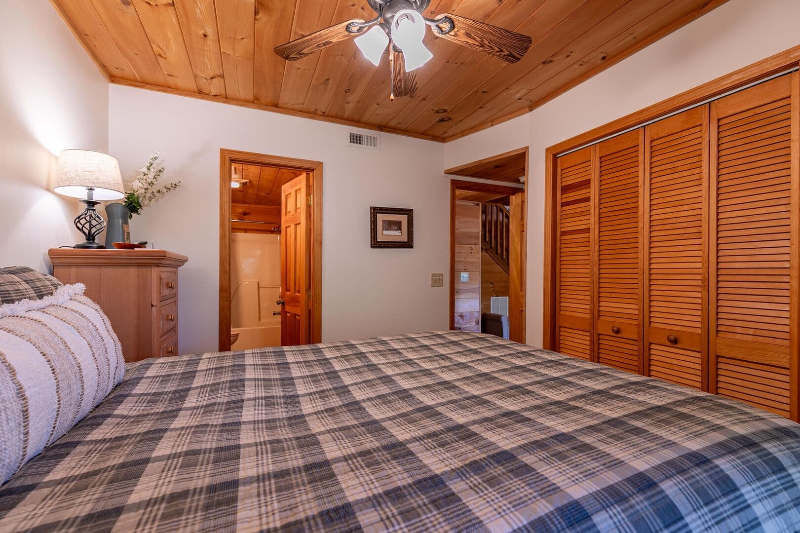 Mountain Time Home - Image 21