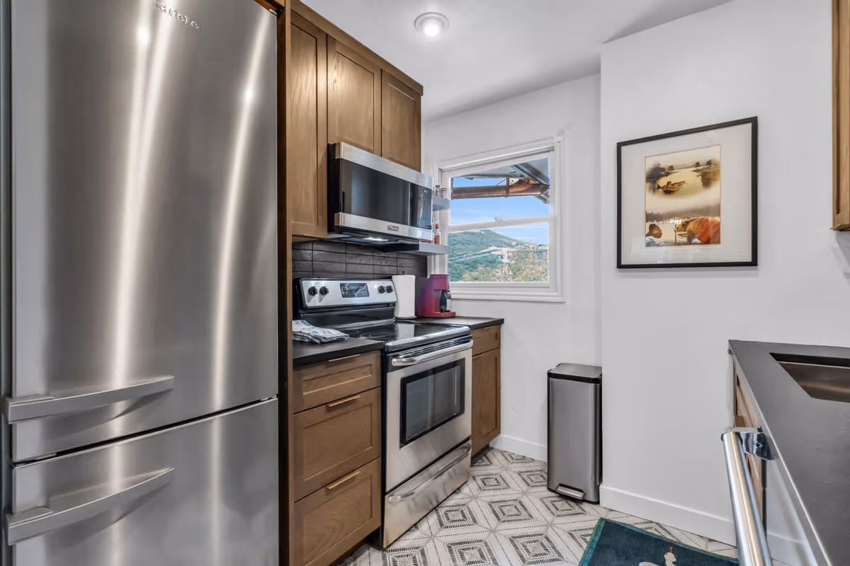 Main Street Nest - Image 10