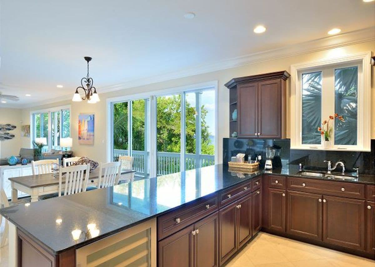 Coastal Comfort - Image 5