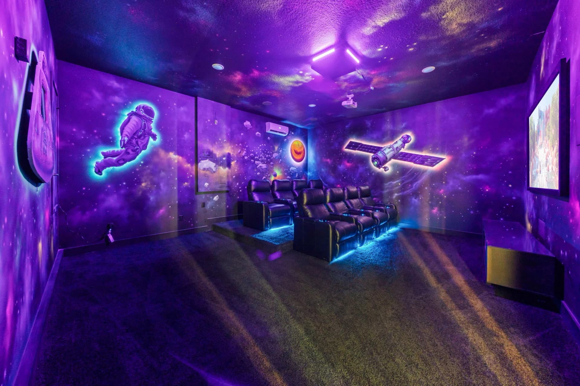 Majestic Club Mansion - Image 5