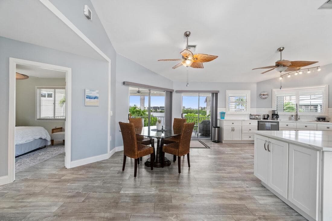 Bayside Retreat - Image 7