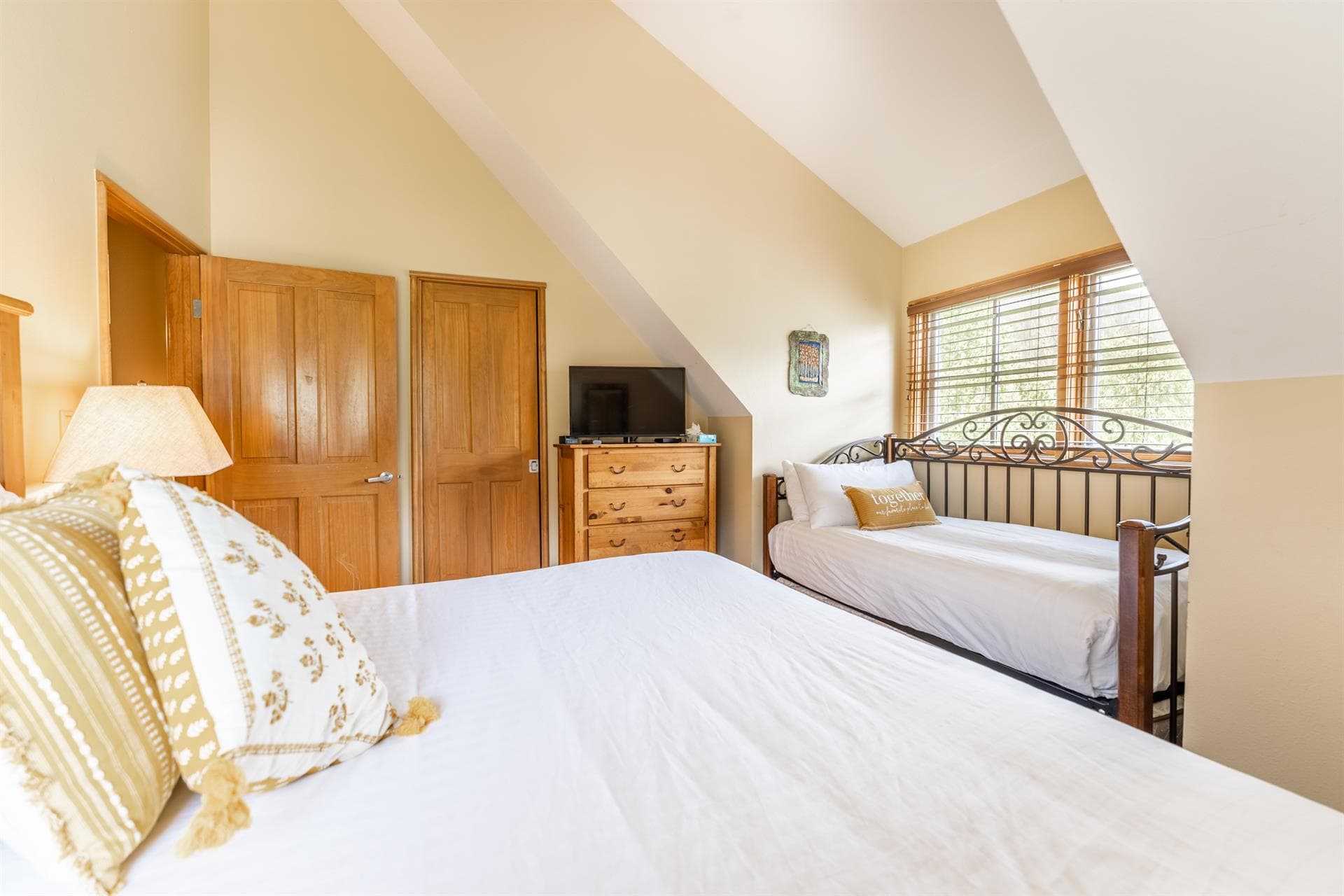 Cozy Nook - Image 17