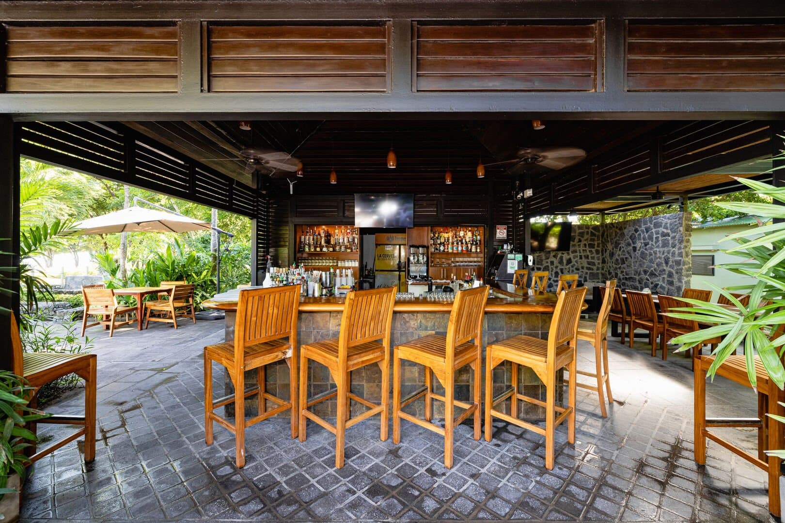 Ibis Condo #10 - Image 35