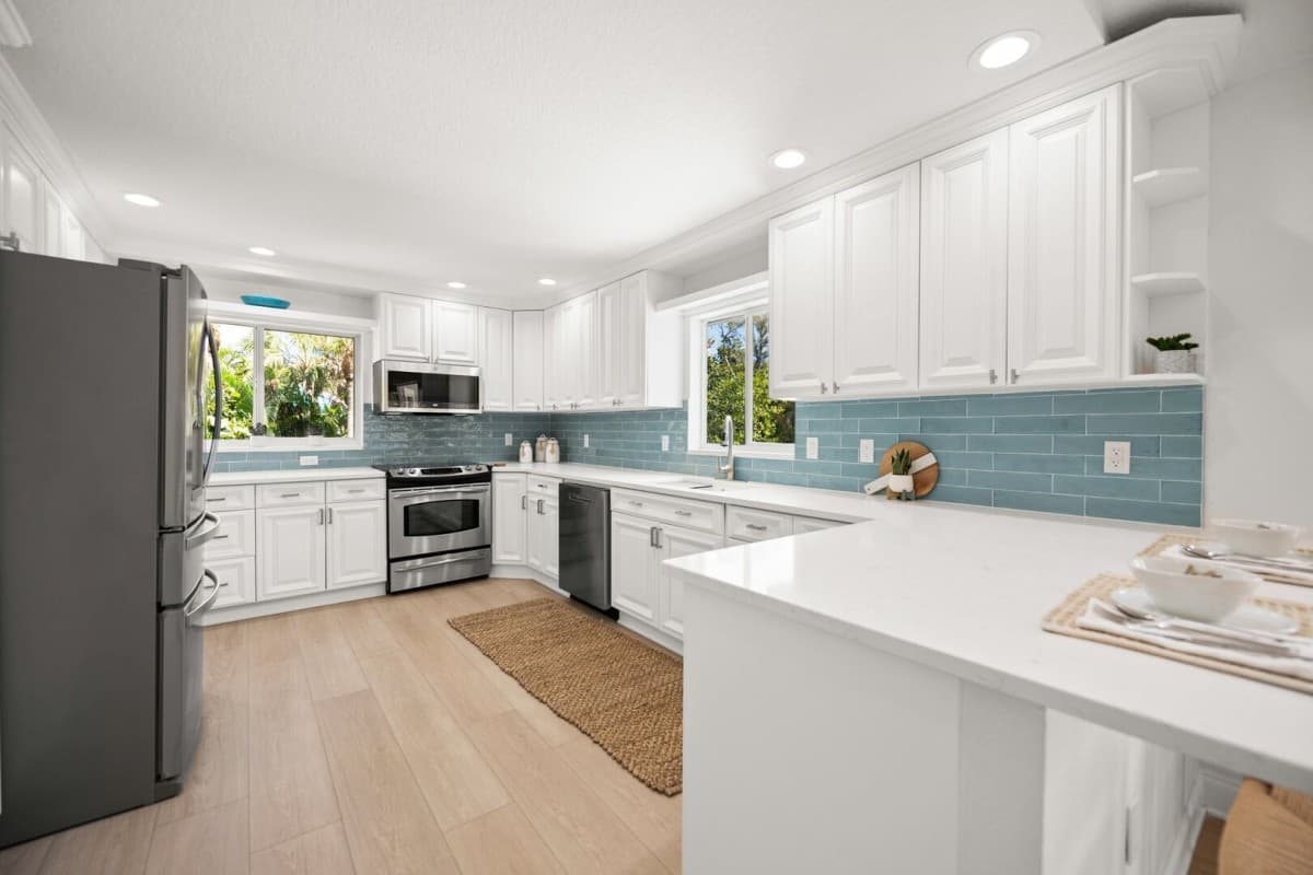 Shore Thing - Image 29