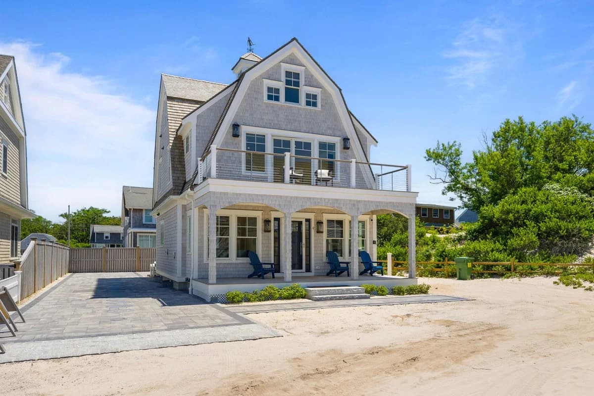 Mayflower Sands - Image 35