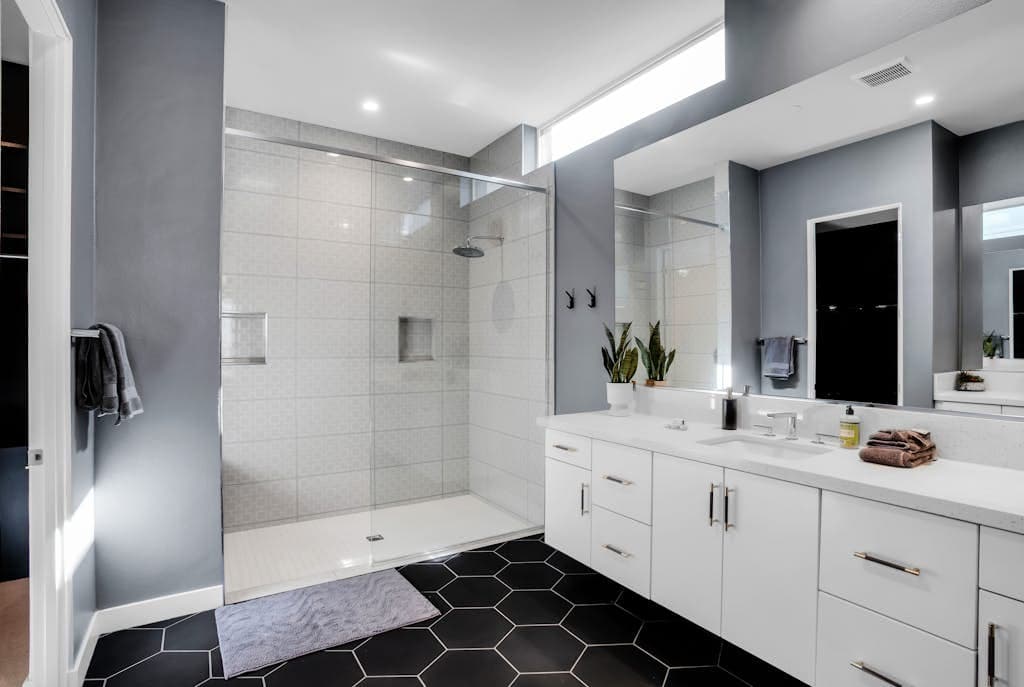 Majestic Mountain View - Image 11