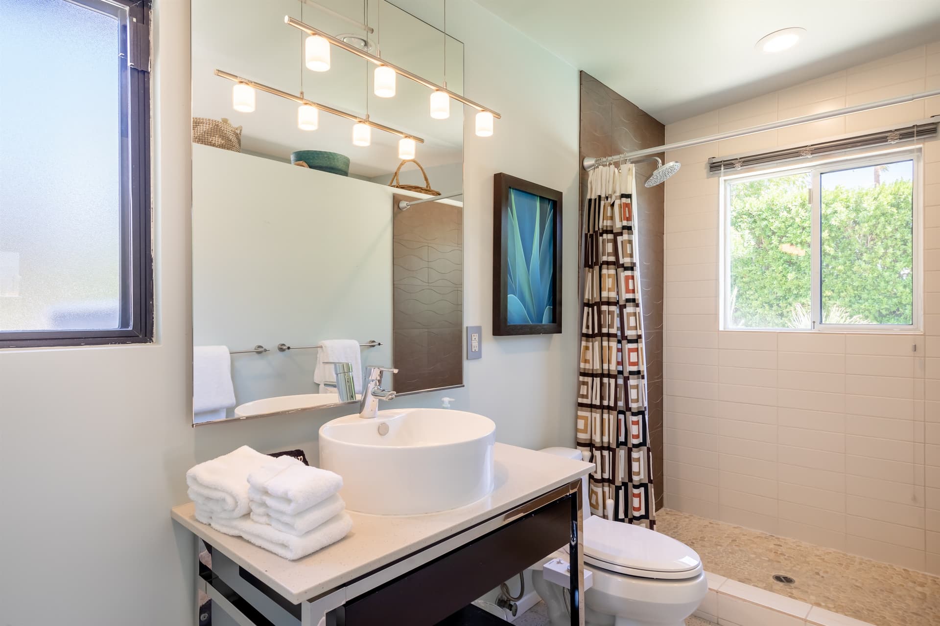 Hugh Kaptur’s Palm Springs Getaway - Image 15