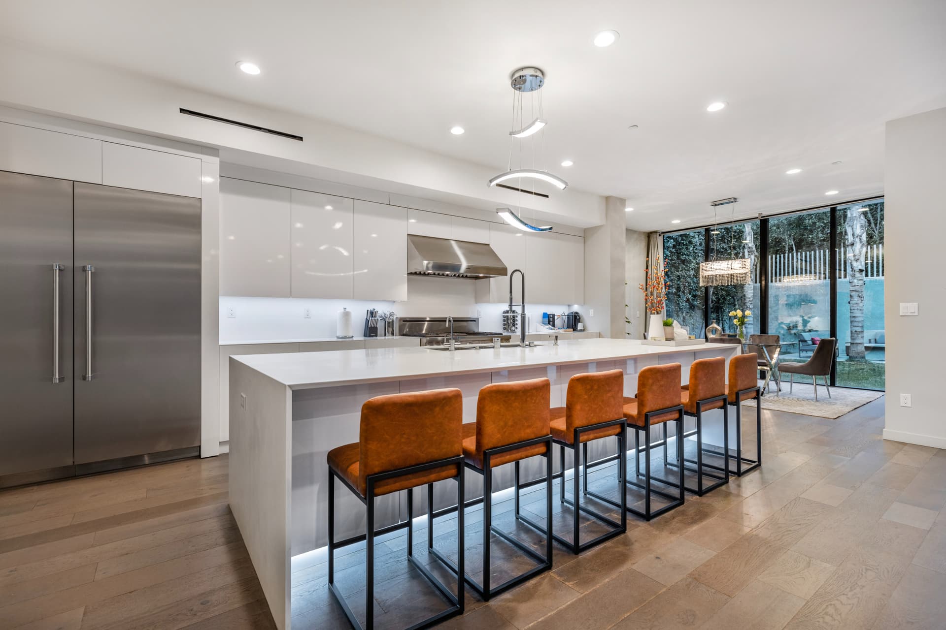 Coldwater Canyon - Image 4