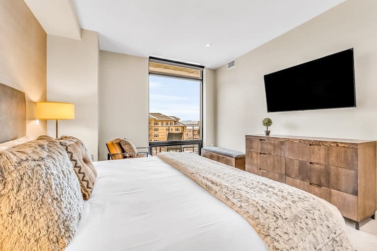 Beautiful Lift #408 - Image 5