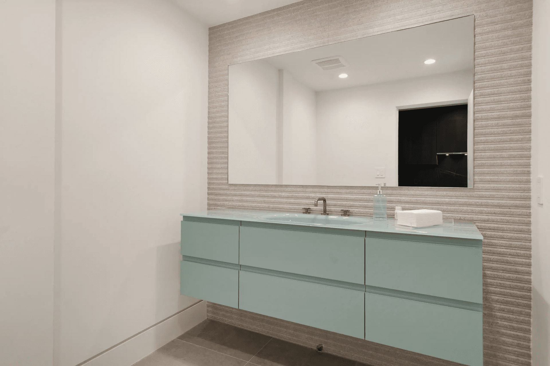 Noble Crest - Image 53