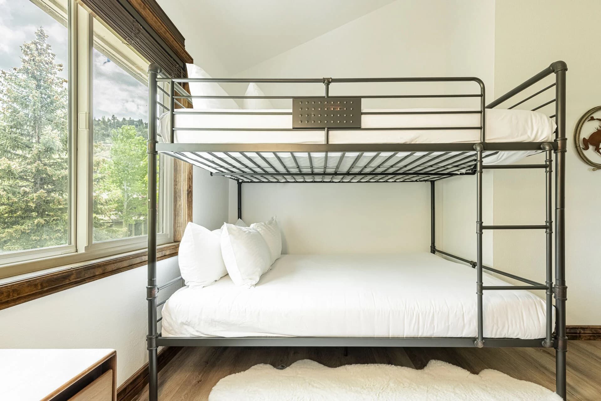 Fawngrove Woodland Escape - Image 25