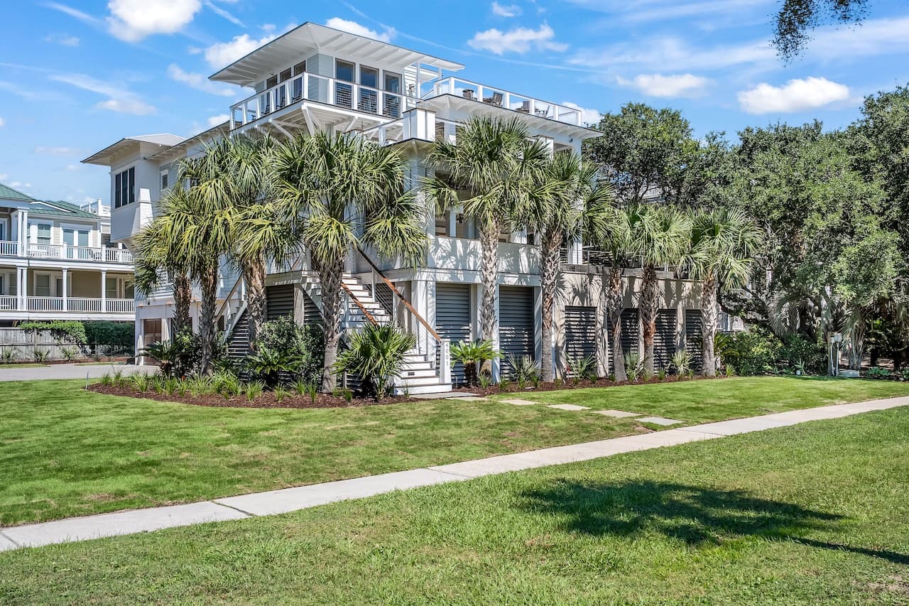 Shore Thing - Image 101