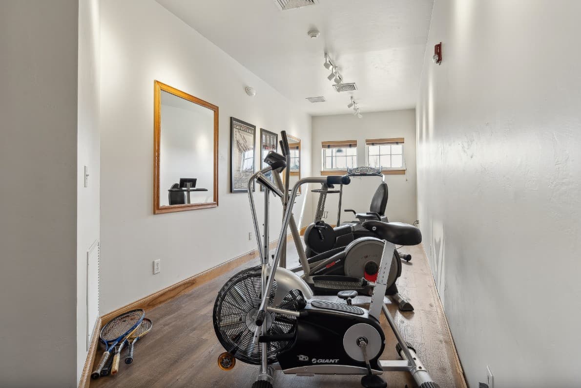 Glenlo Vines - Image 91