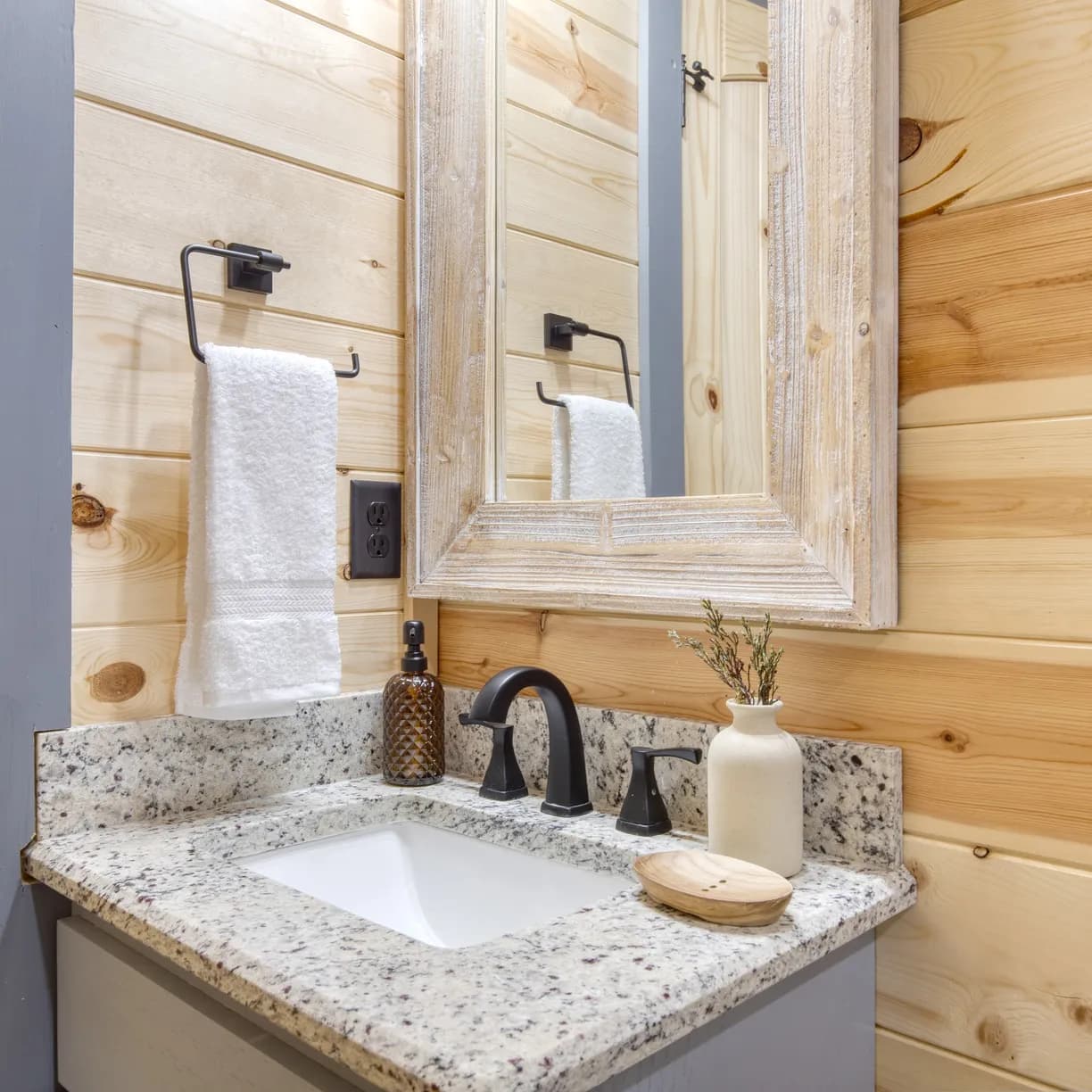 Pink Pines Place - Image 35