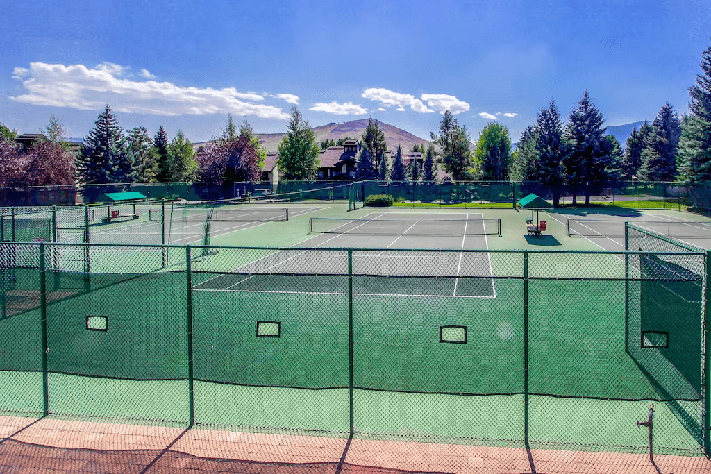 Wildflower Luxury - Image 36