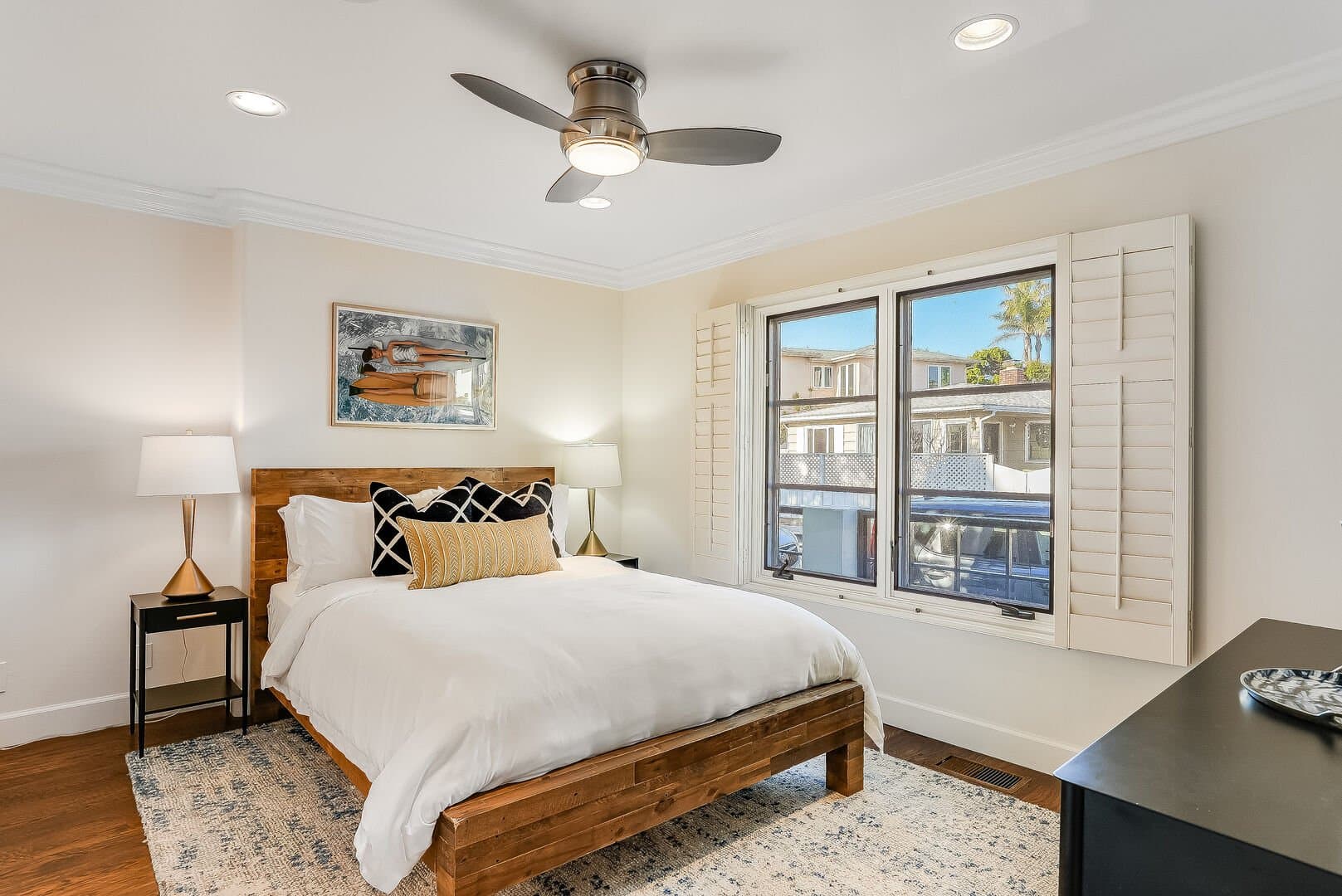 Dolphin Bluff - Image 24