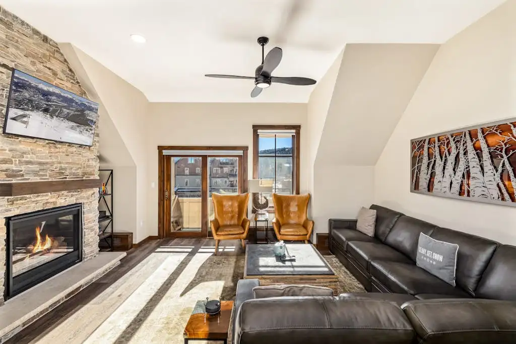 Main Street Station Condo #3401 - Image 5