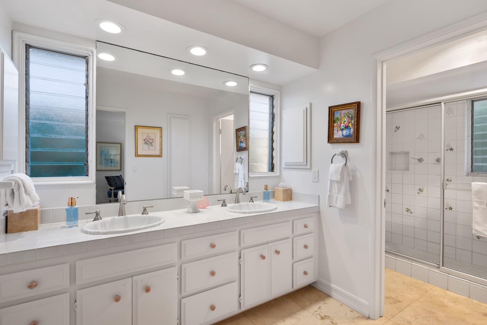 Shores Jewel Place - Image 35