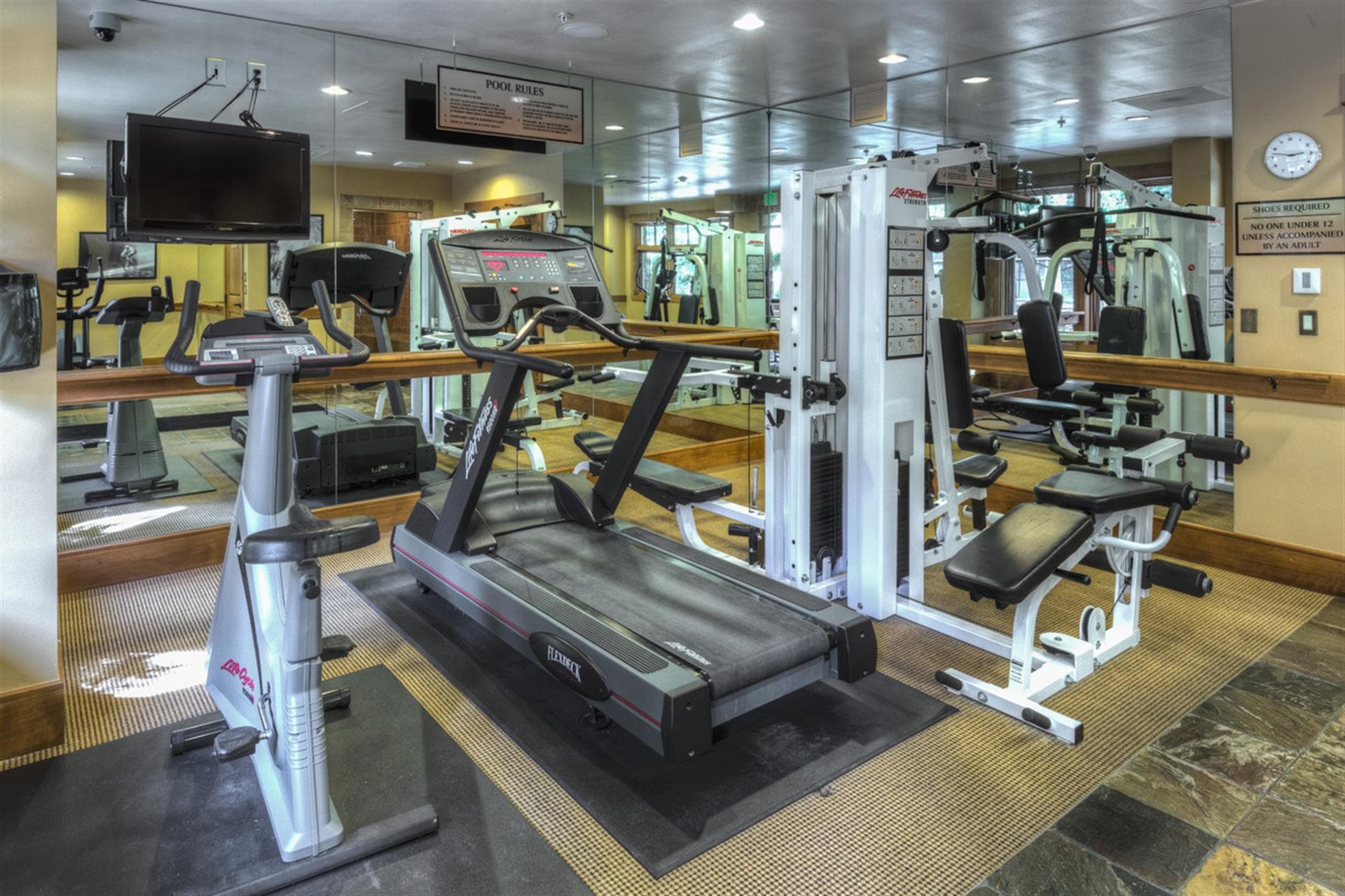 Dreamy Den - Image 32