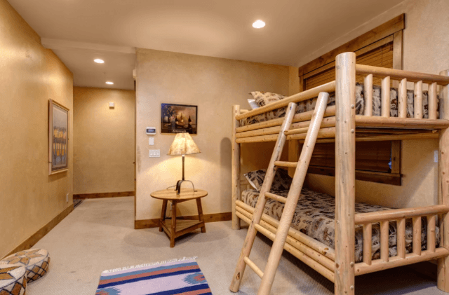 Edge Home - Image 21