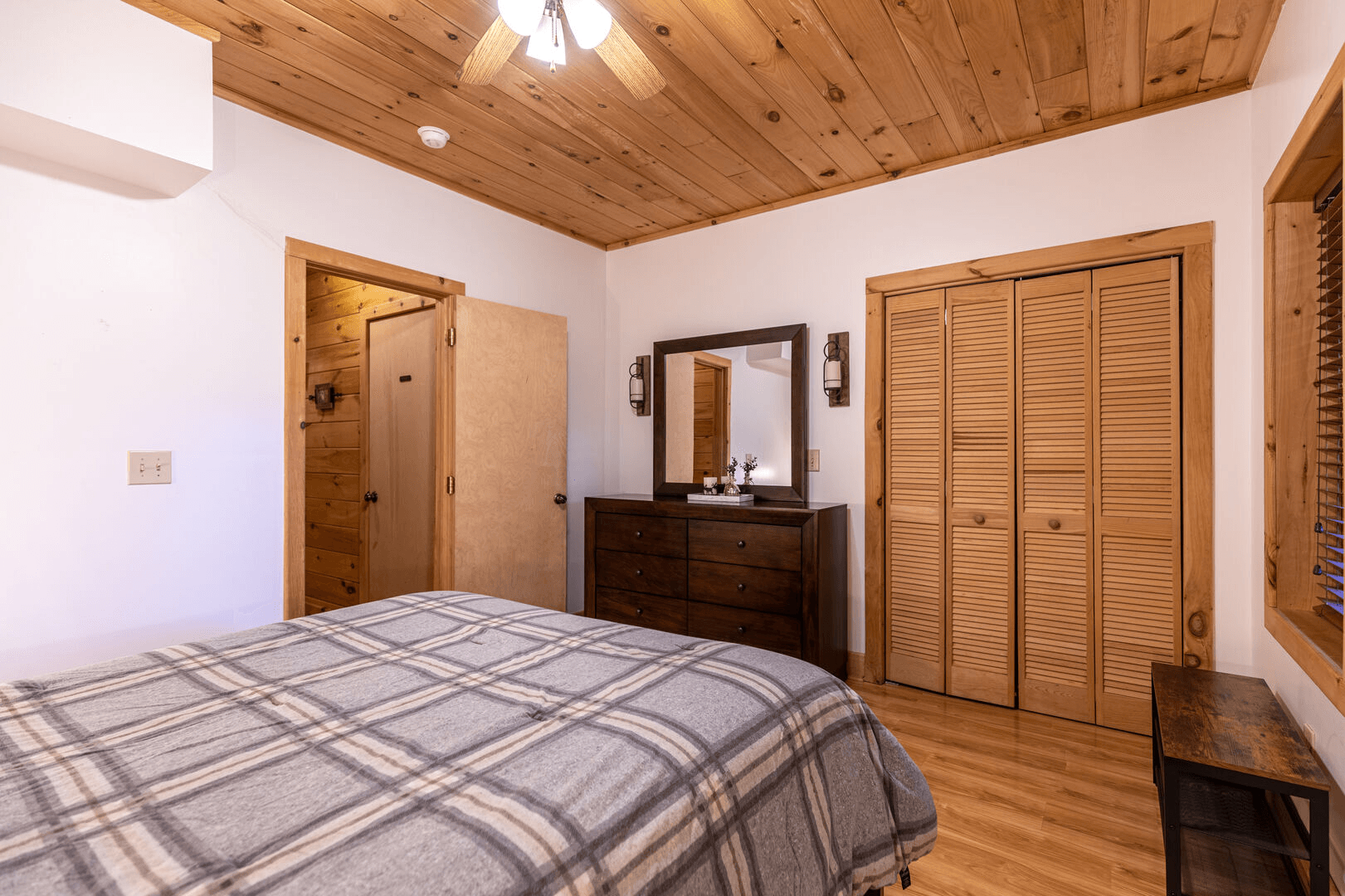 Lakeview Place - Image 33