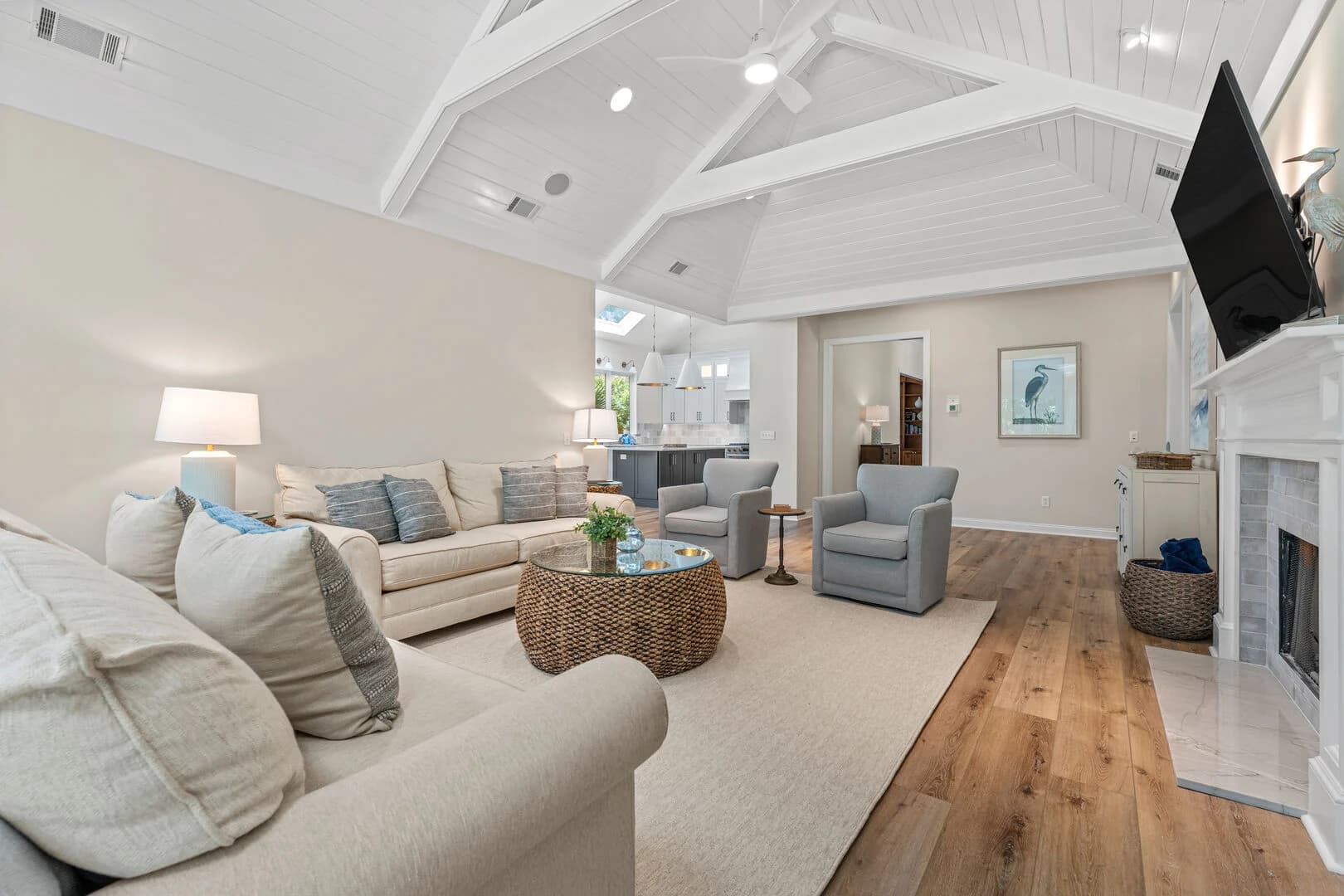 Southern Charm Retreat - Image 18