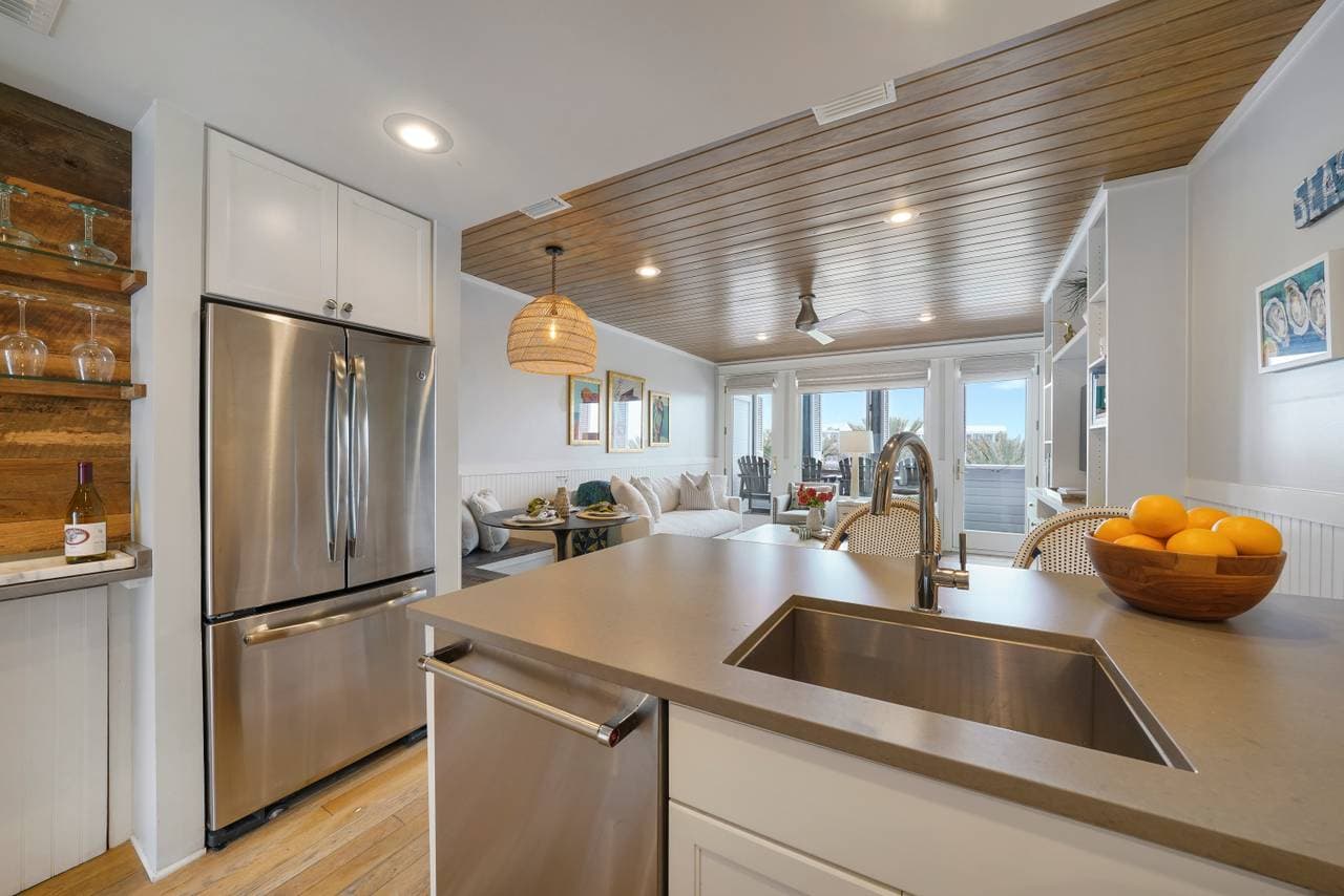 Glorious Morning Home - Image 17