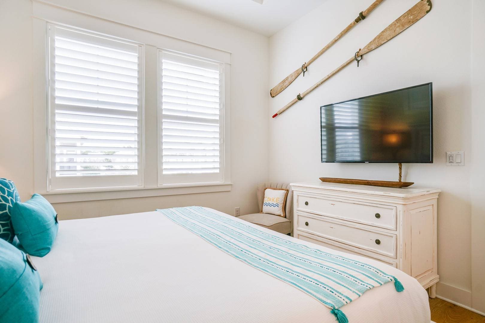 Cake By The Ocean - Image 14