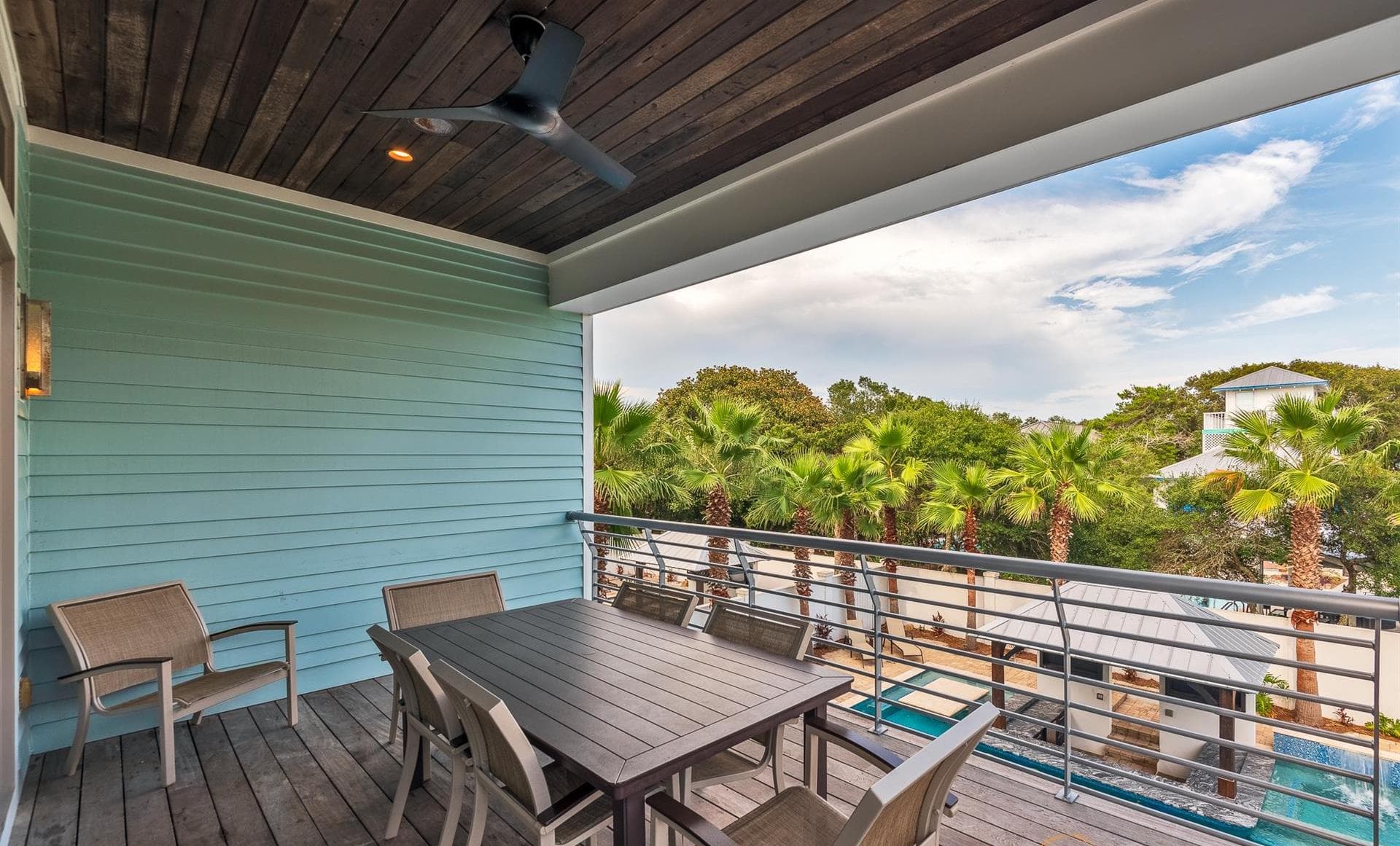 Life Aquatic Villa - Image 49