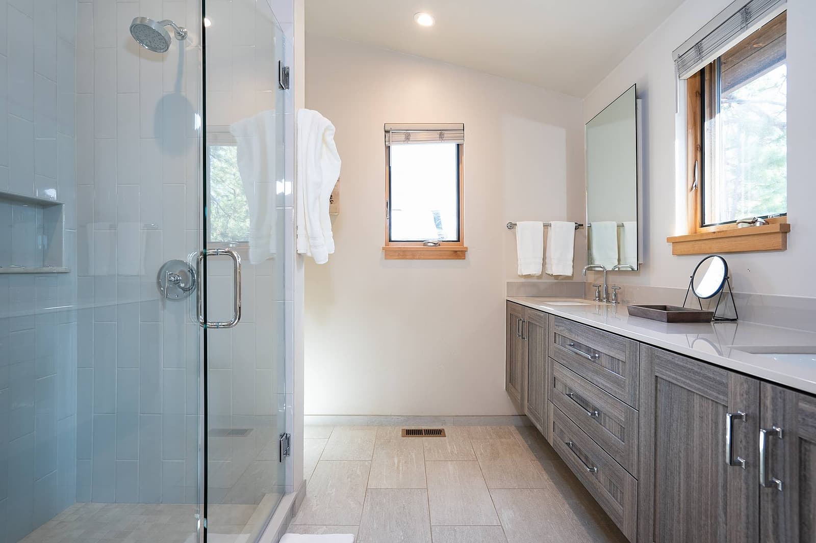 Sutter's Trail 11272 - Image 28