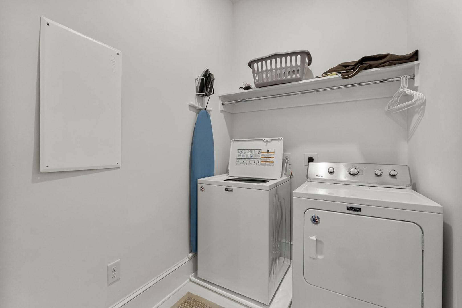 Palm Tree Paradise - Image 30