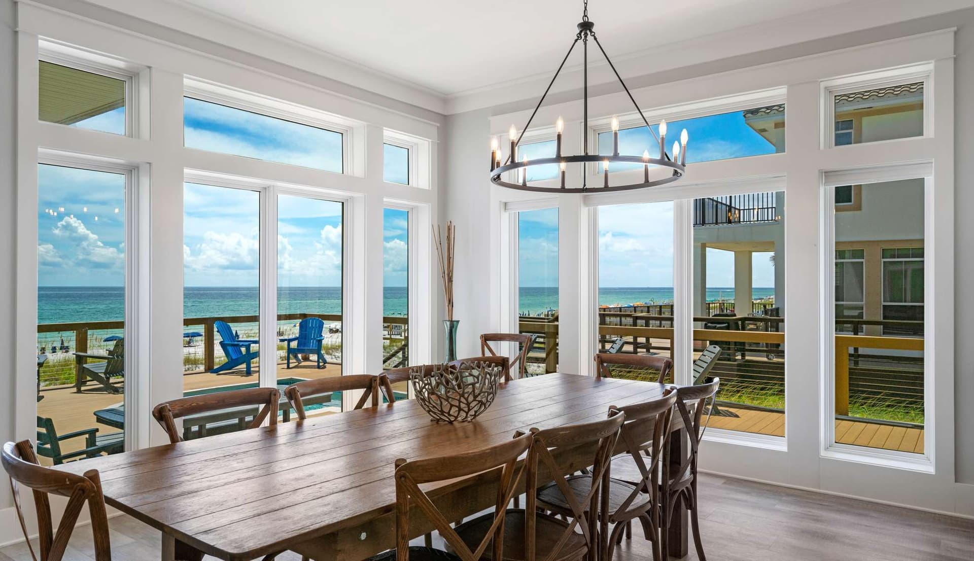 Latitudes Manor - Image 10