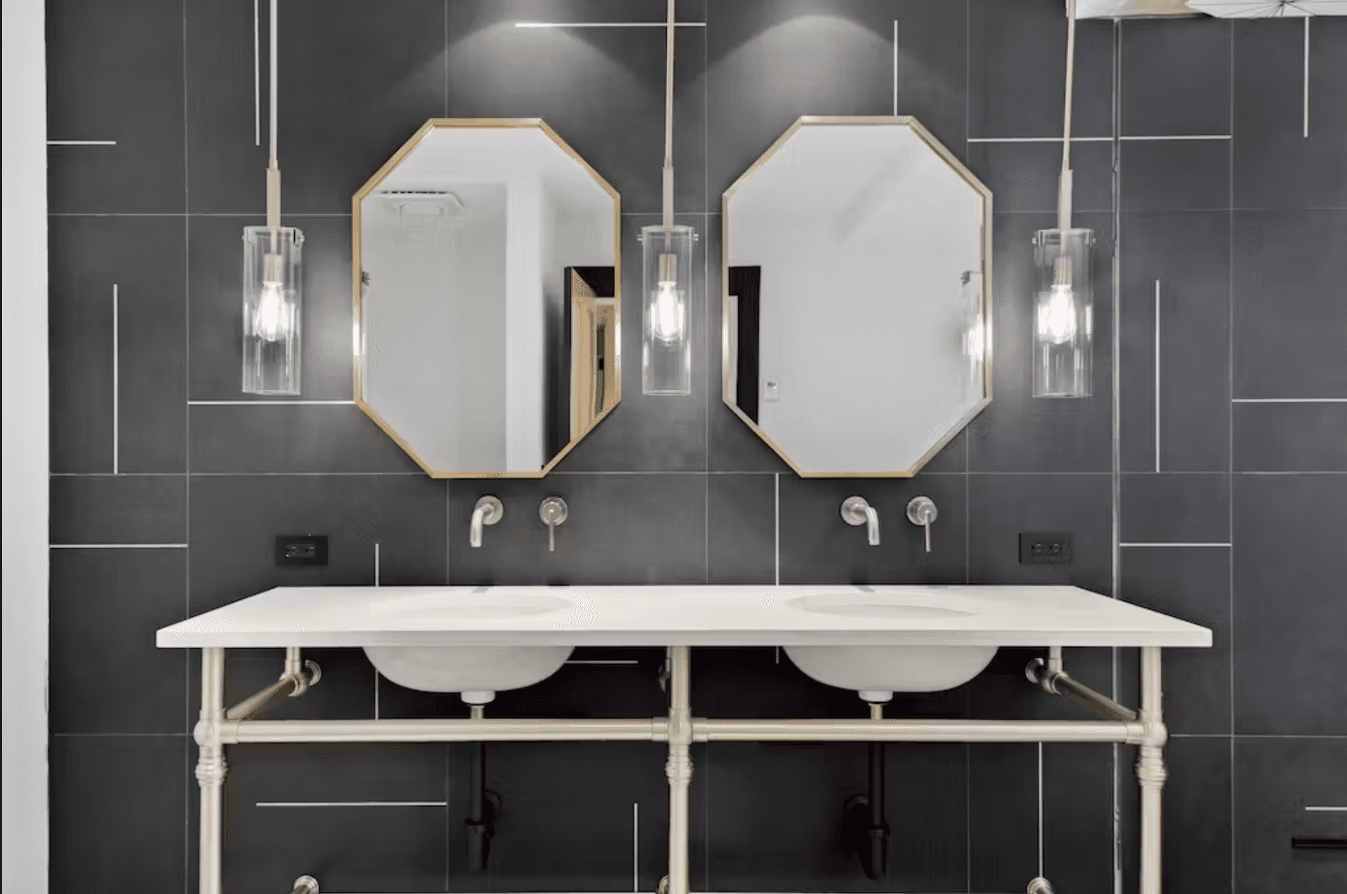 Sundance Lodge - Image 16