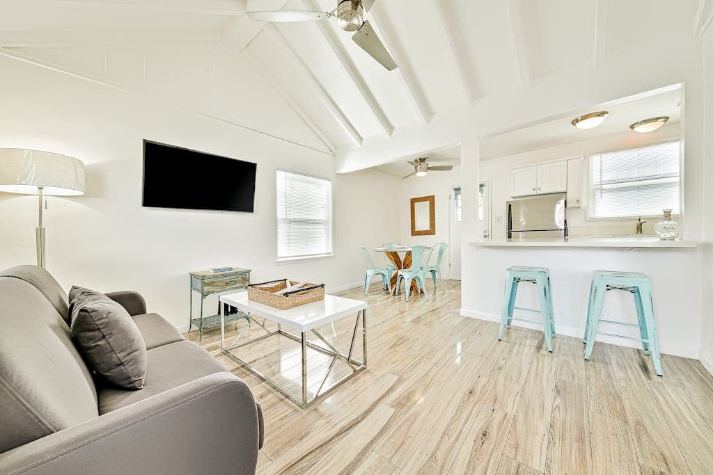 Retreat Compound - Image 3