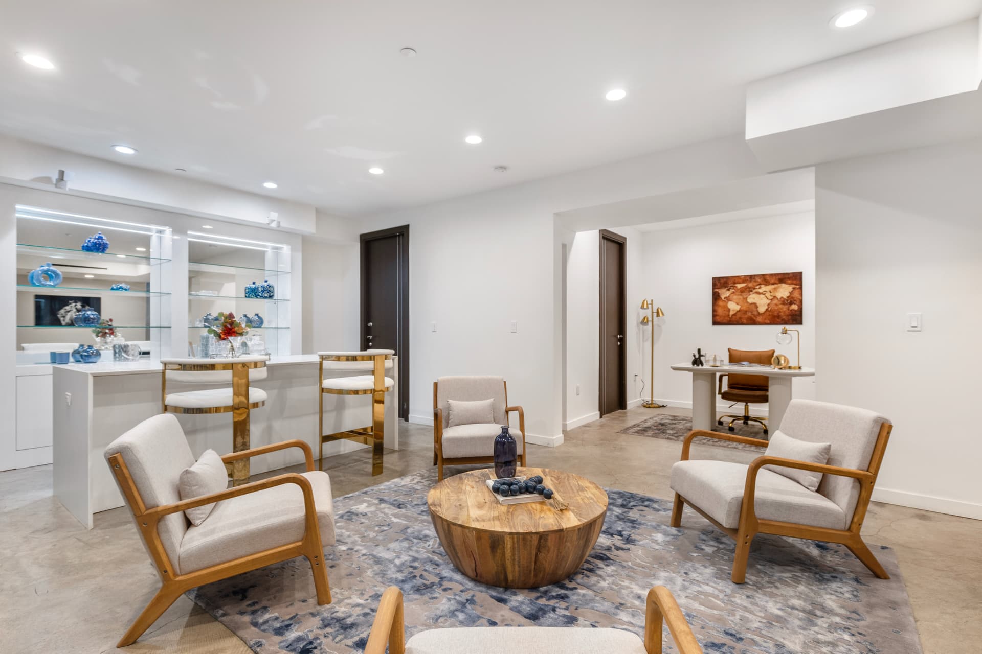 Coldwater Canyon - Image 12