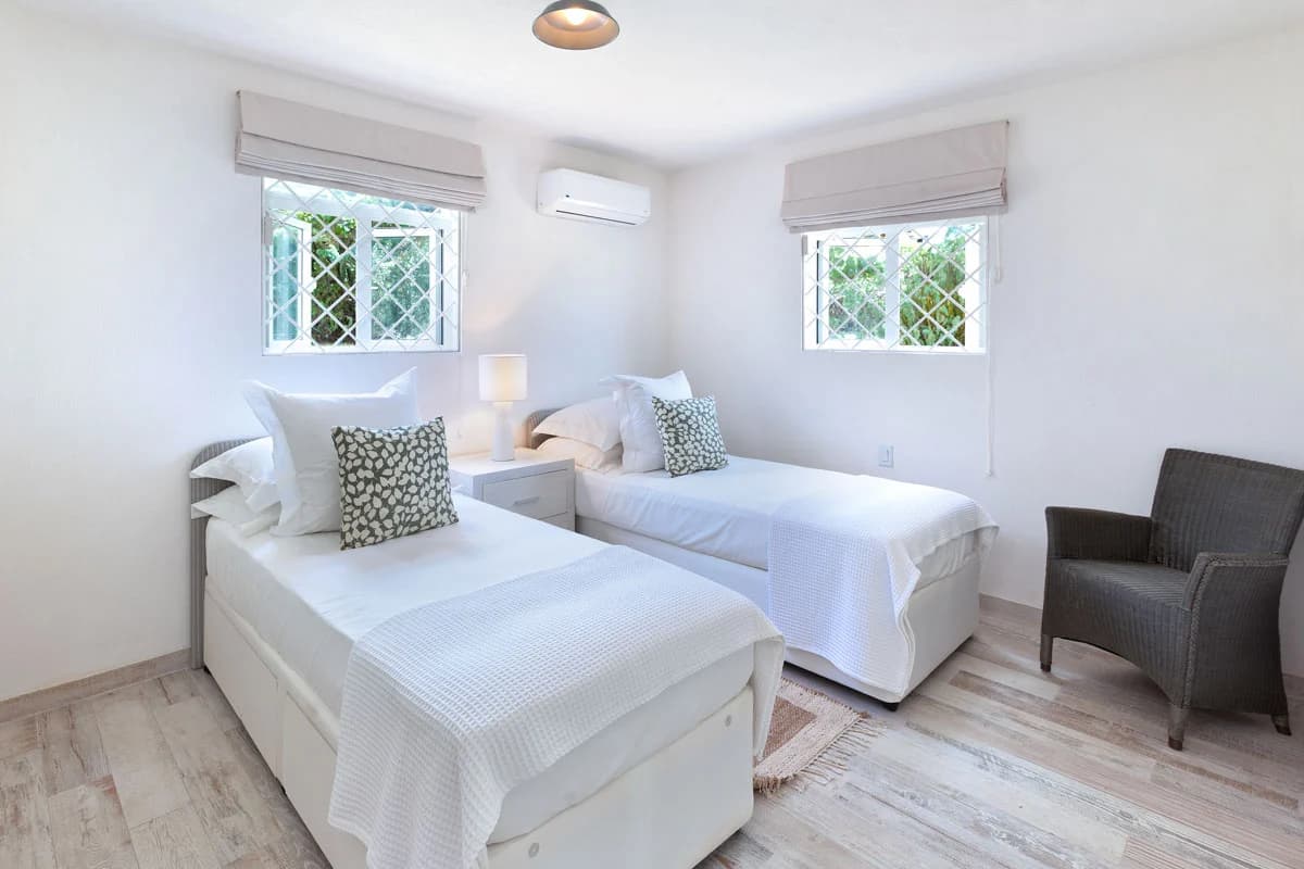 Barclaya Manor - Image 17