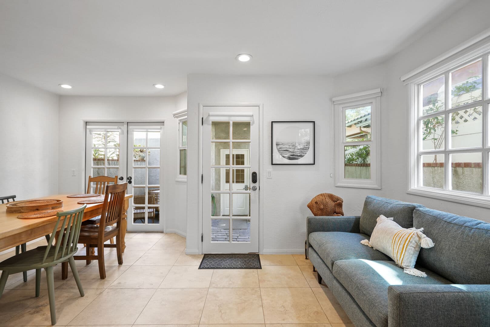 Kolmar Beach Home - Image 10