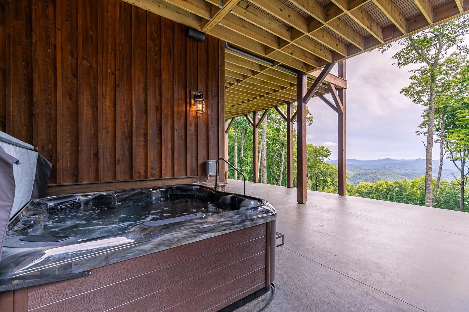 Phoenix at Eagles Nest - Image 2