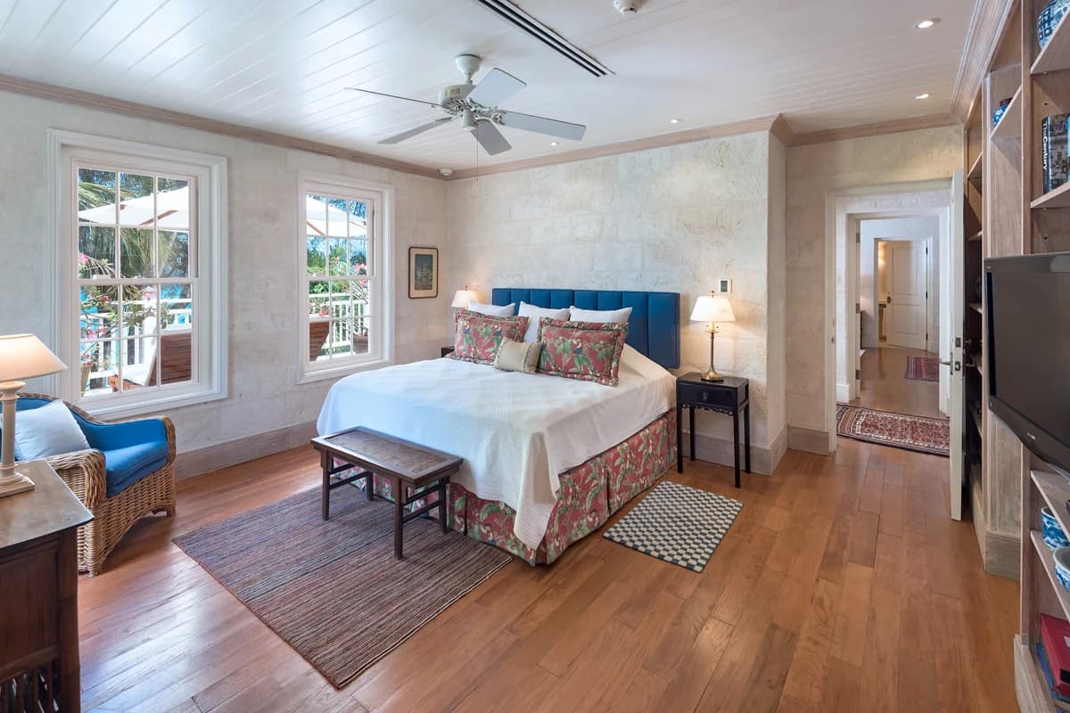 Latitude Home - Image 6