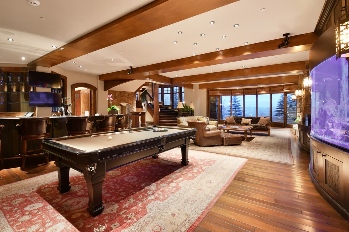 Ski Dream Home - Image 32
