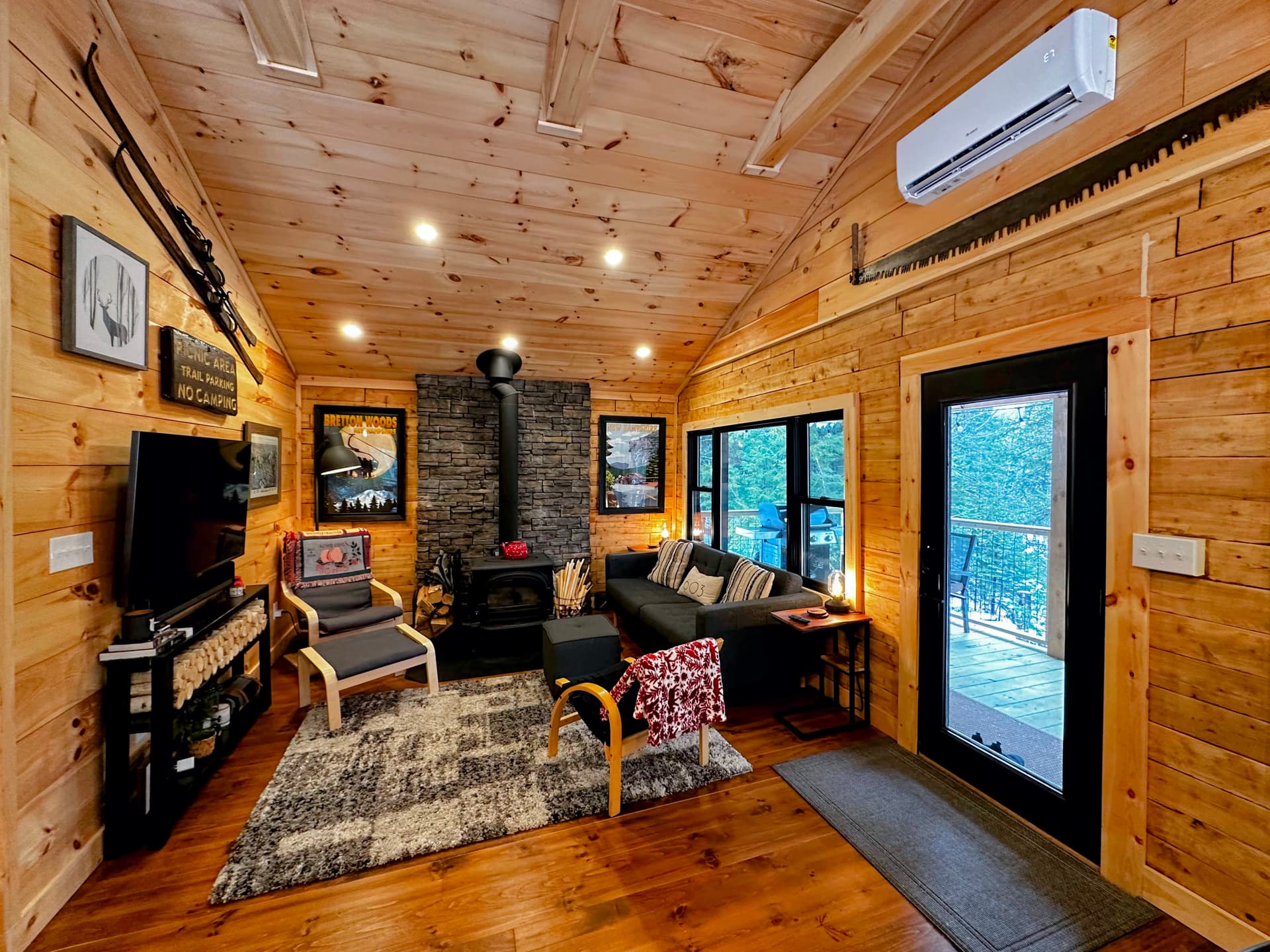 Serenity Log Retreat - Image 4