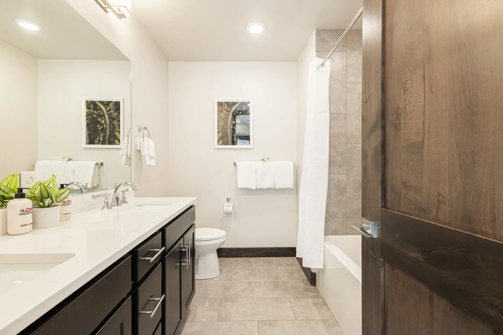 Blackstone Condo #108 - Image 31