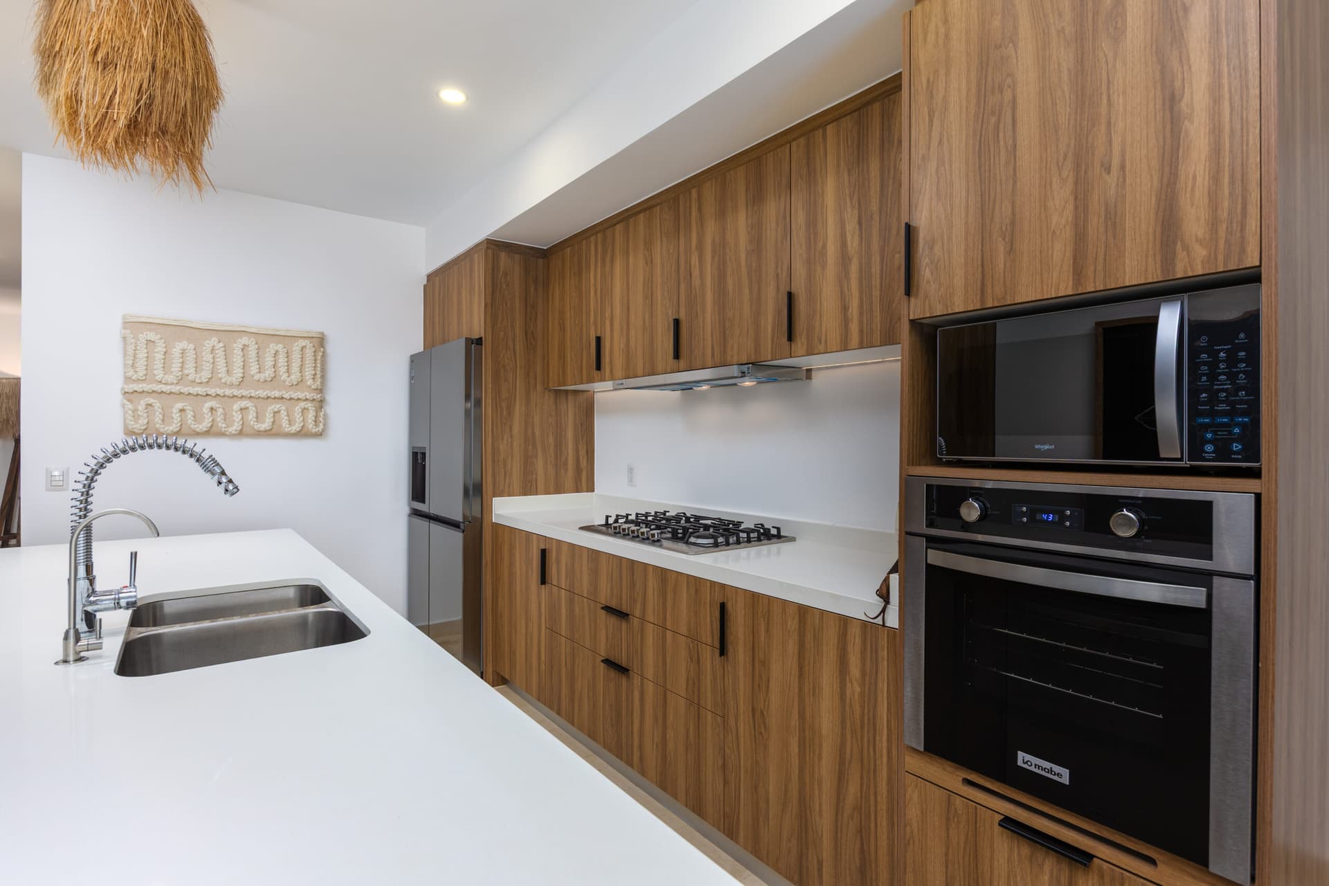 Harbor 171 Residences #803 - Image 7