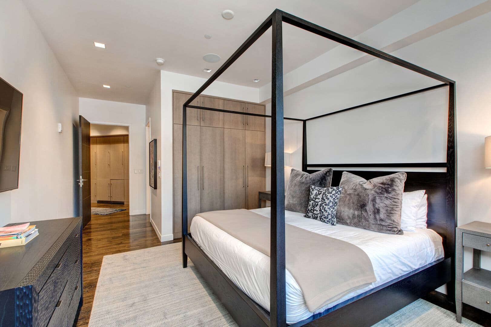 Main Home - Image 26