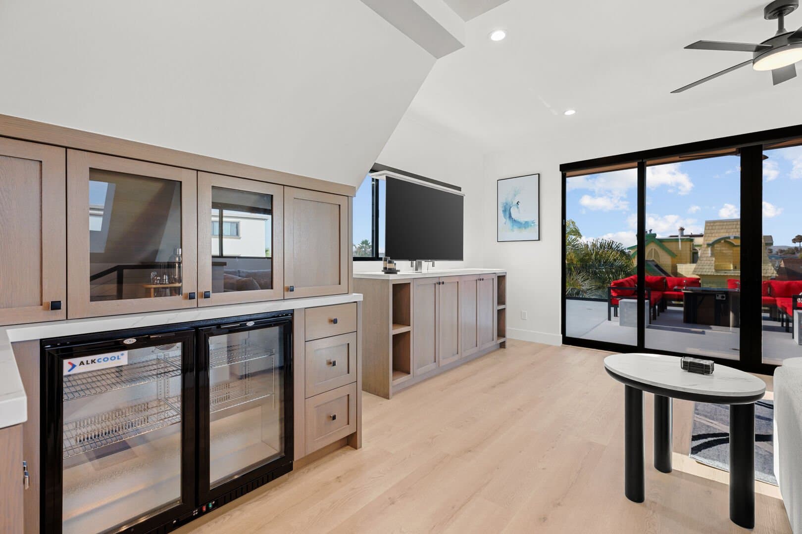 Modern Beach Vibes (Upper) - Image 11