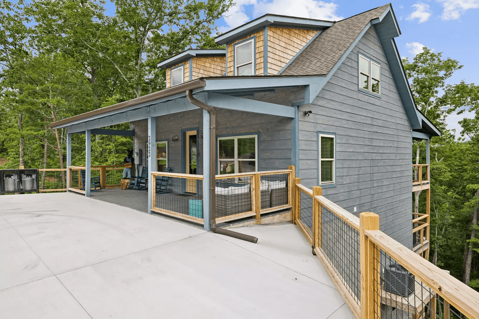 Royal Pool Retreat - Image 2