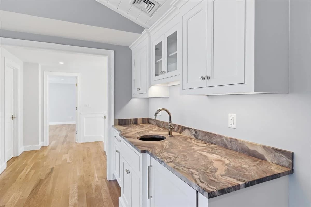 Olivia's Oasis - Image 19