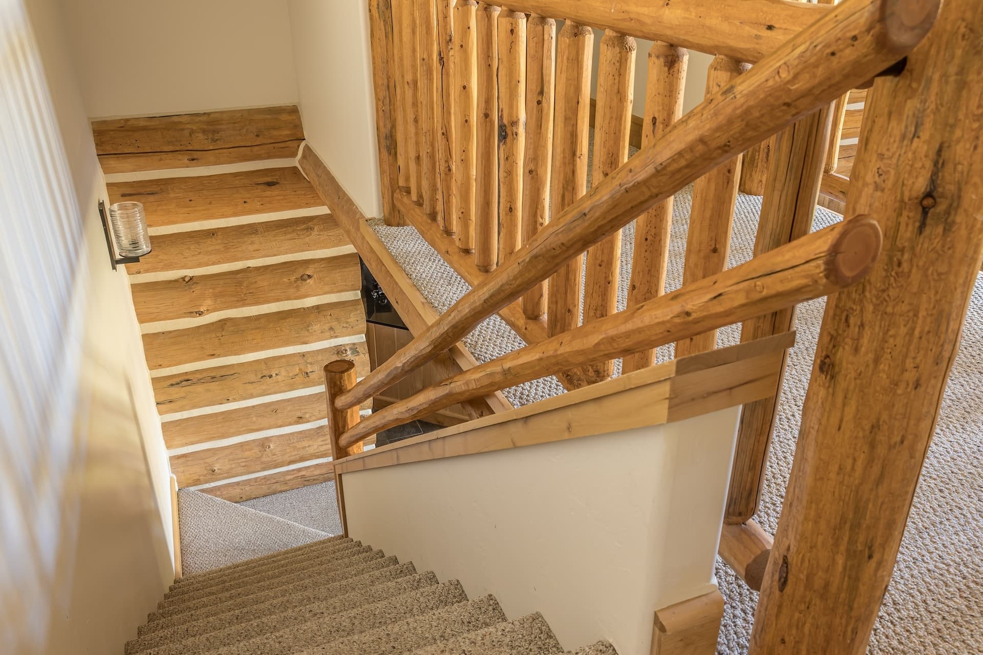 Chief Gull Cabin - Image 39