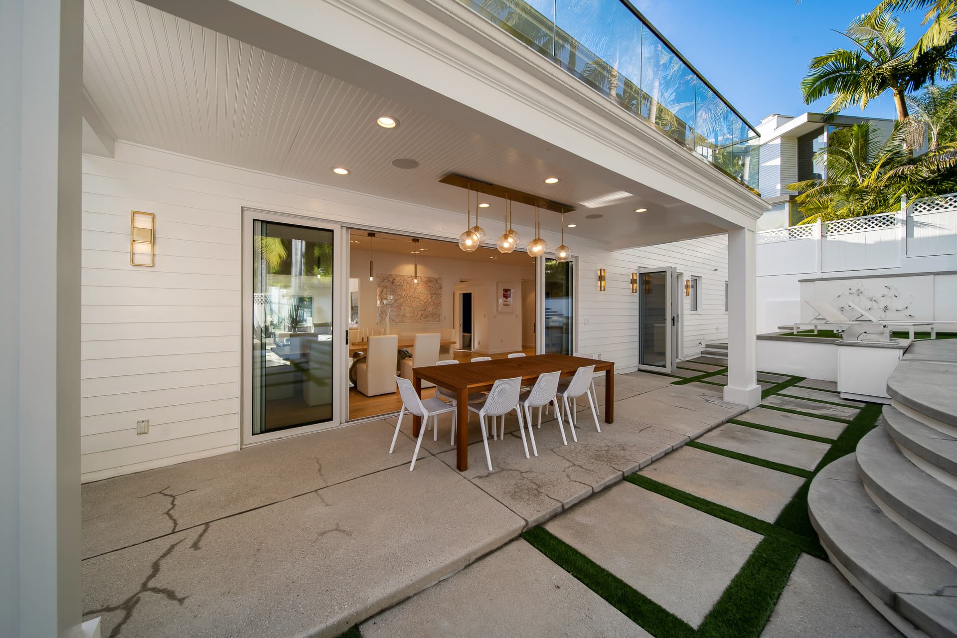 London Villa - Image 60